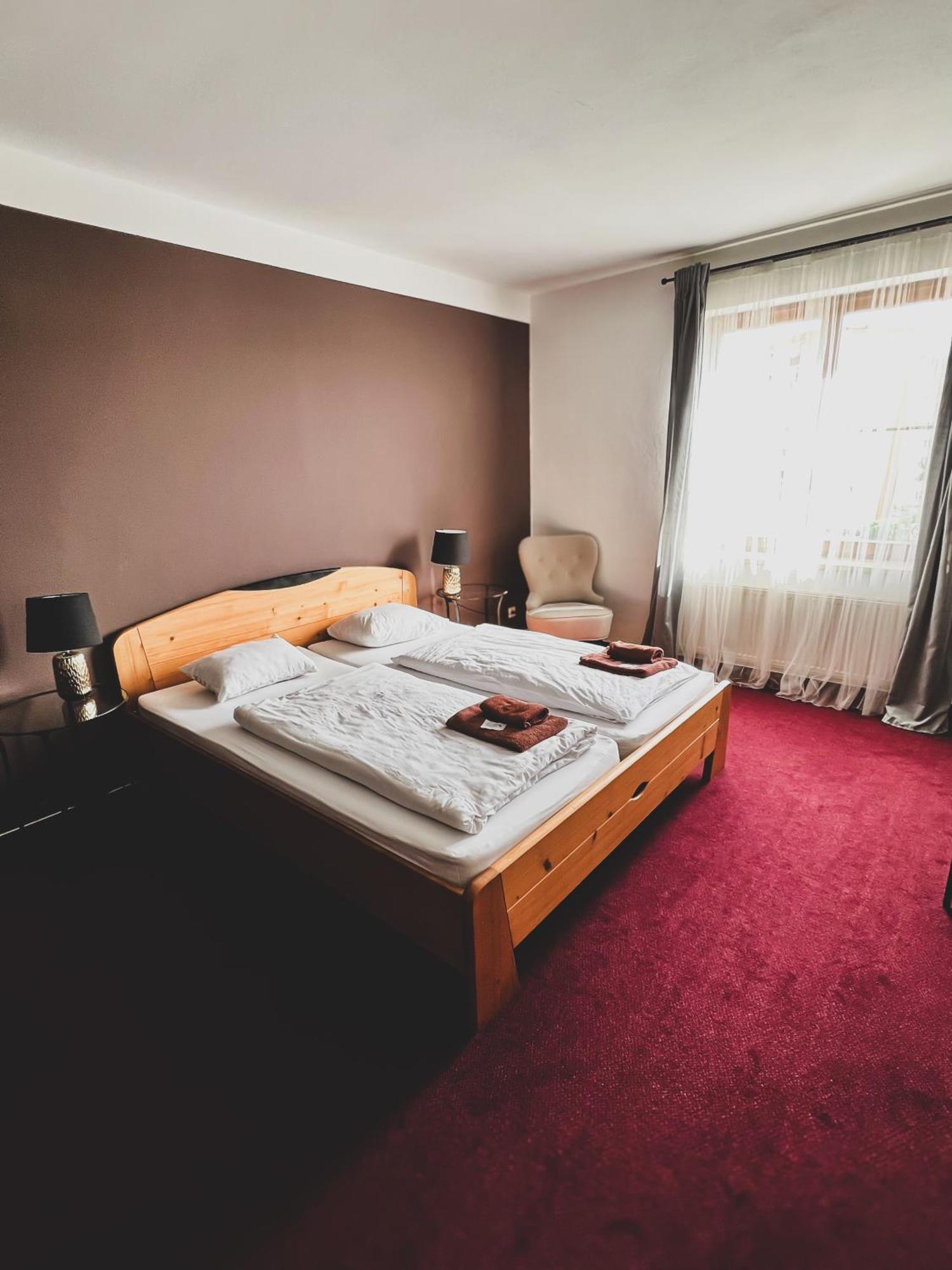 Hotel Florian Selčan Exteriér fotografie